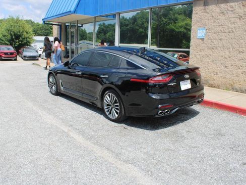 Used 2019 Kia Stinger AWD/4WD image 4
