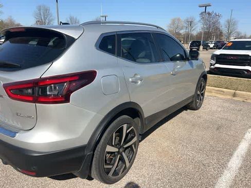 Used 2022 Nissan Rogue Sport SL image 7