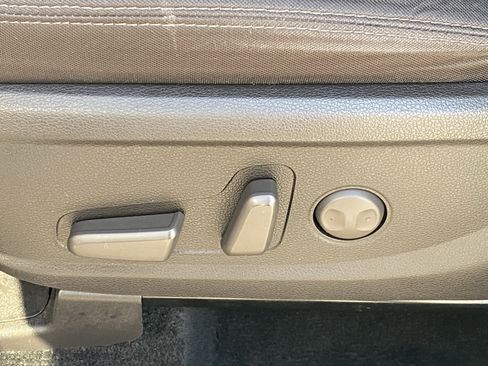 Used 2023 Hyundai Santa Fe SEL Convenience image 19