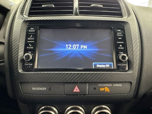 Used 2025 Mitsubishi Outlander Sport ES AWD/4WD image 23