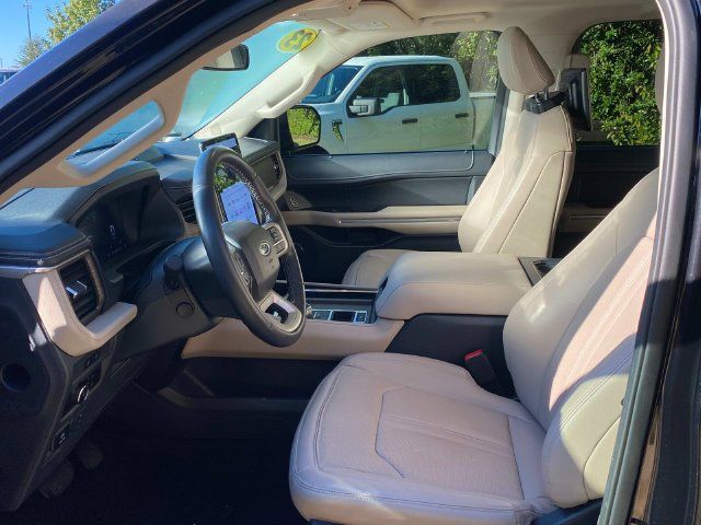 Used 2023 Ford Expedition Max Limited RWD image 13