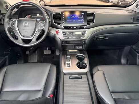 Used 2023 Honda Ridgeline RTL-E image 10