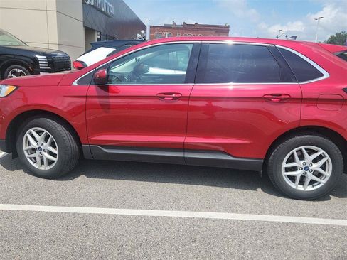 Used 2022 Ford Edge SEL w/ Convenience Package AWD/4WD image 7