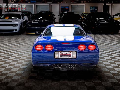 Used 2004 Chevrolet Corvette Z06 w/ Z06 Preferred Equipment Group image 27