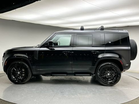 Certified 2024 Land Rover Defender 110 S AWD/4WD image 10