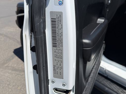 Used 2020 Jeep Wrangler Sport AWD/4WD image 31