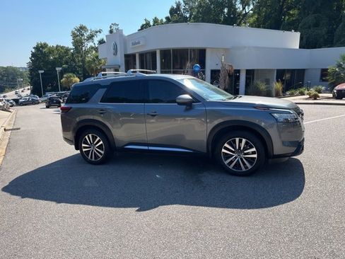 Used 2022 Nissan Pathfinder Platinum w/ Cargo Package image 2