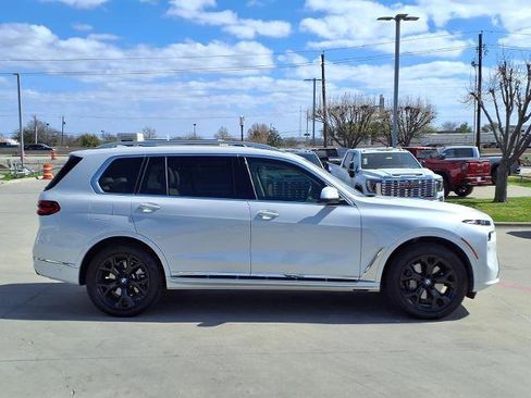 Used 2025 BMW X7 xDrive40i image 2