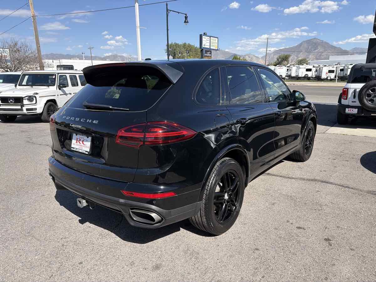 Used 2018 Porsche Cayenne Platinum Edition AWD/4WD image 5