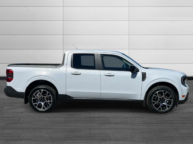 Used 2025 Ford Maverick Lariat w/ 4K Tow Package AWD/4WD image 2
