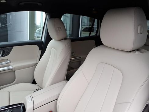 New 2026 Mercedes-Benz GLA 250 4MATIC image 13