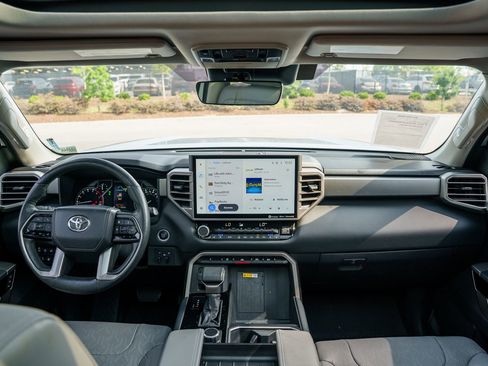Used 2023 Toyota Tundra Limited w/ Power Package RWD image 29