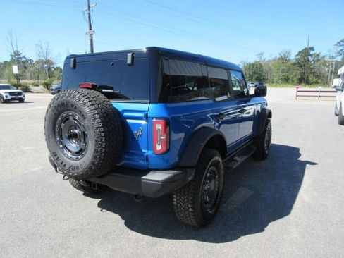 New 2025 Ford Bronco Badlands image 5