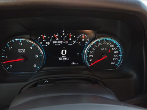 Used 2018 Chevrolet Suburban Premier image 31