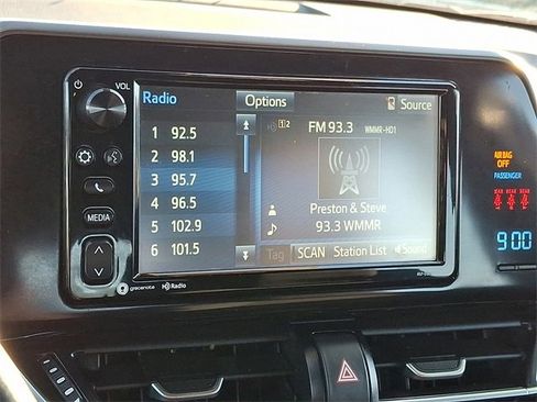 Used 2018 Toyota C-HR XLE image 16