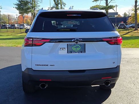 Used 2023 Chevrolet Traverse LT w/ Midnight/Sport Edition image 3