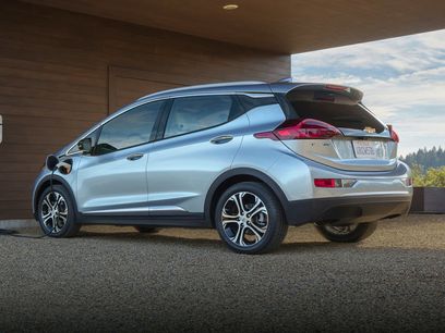 Used 2018 Chevrolet Bolt LT