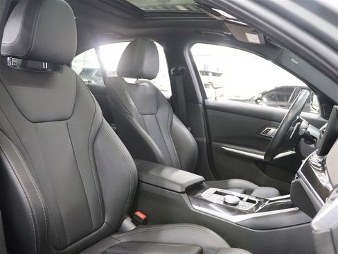 Used 2023 BMW 330i xDrive Sedan w/ M Sport Package image 17