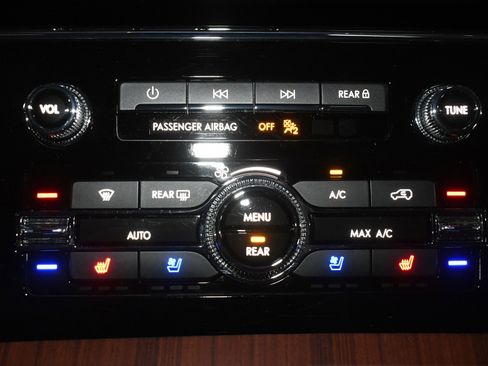 Used 2023 Lincoln Navigator Reserve image 36