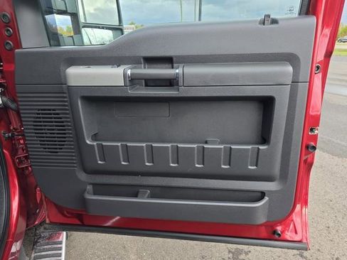 Used 2016 Ford F350 Lariat image 25