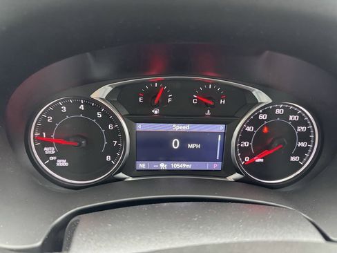Used 2024 GMC Acadia AT4 w/ Luxury Package AWD/4WD image 10