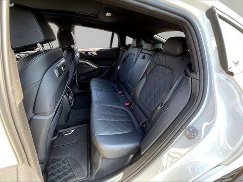 Used 2024 BMW X6 xDrive40i w/ Premium Package AWD/4WD image 23