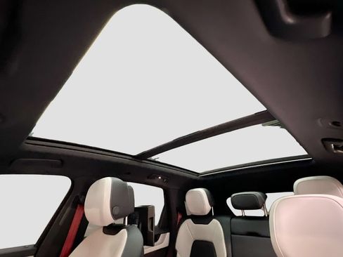 Certified 2024 Porsche Cayenne AWD/4WD image 14