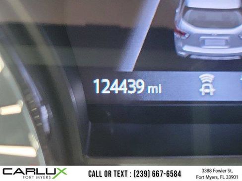 Used 2020 Nissan Pathfinder SL AWD/4WD image 29