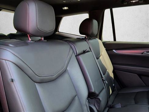 Used 2024 Cadillac XT6 Luxury FWD image 23