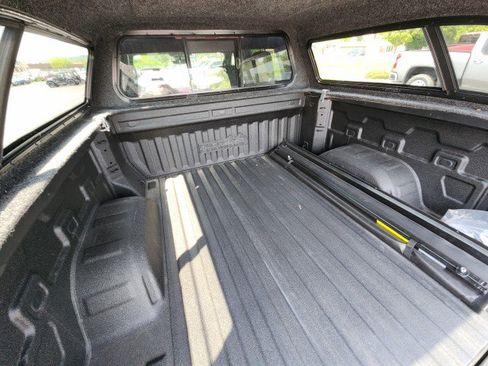 Used 2024 Chevrolet Silverado 1500 High Country w/ High Country Premium Package AWD/4WD image 22