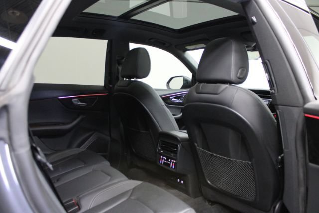 Used 2021 Audi Q8 Premium Plus w/ Premium Plus Package AWD/4WD image 30