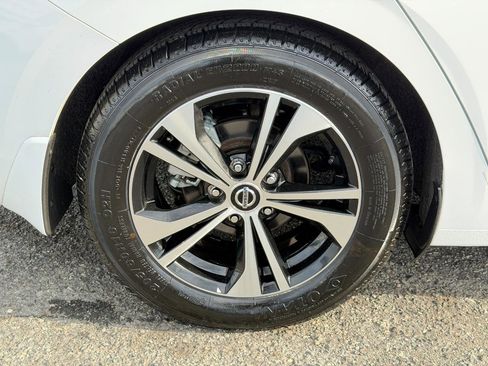 Used 2022 Nissan Sentra SV FWD image 85