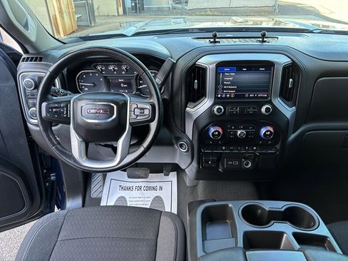 Used 2022 GMC Sierra 2500 SLE w/ SLE Convenience Package image 22