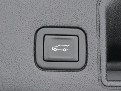 Used 2021 GMC Terrain SLT FWD image 35