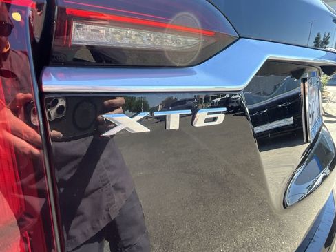 Used 2021 Cadillac XT6 Premium Luxury AWD/4WD image 31
