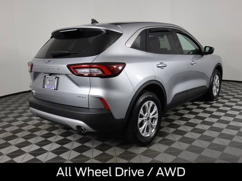 Certified 2023 Ford Escape Active AWD/4WD image 3