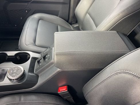 New 2025 Ford Bronco Big Bend image 11