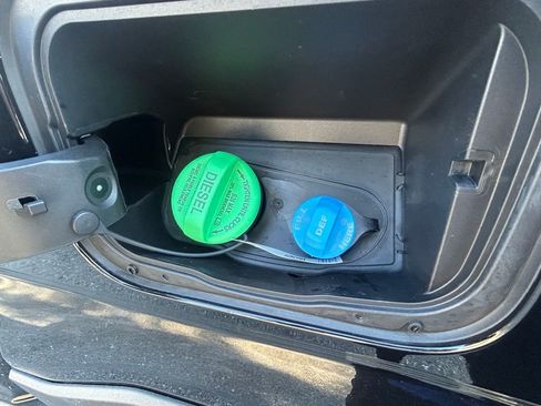 New 2025 Ford F350 Lariat w/ Lariat Ultimate Package image 33