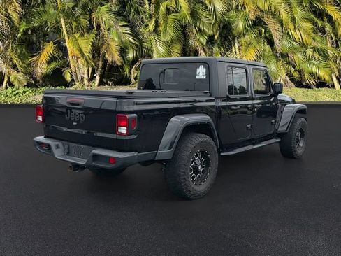 Used 2023 Jeep Gladiator Sport AWD/4WD image 5