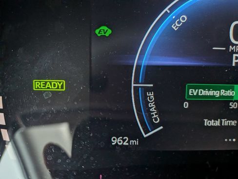 Used 2026 Toyota Camry LE FWD image 17