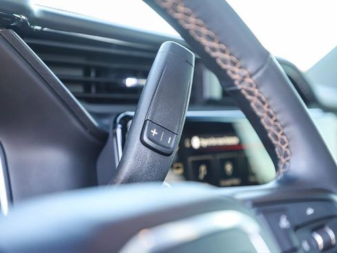 Used 2025 GMC Sierra 2500 AT4 image 23