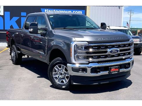 New 2026 Ford F350 Lariat w/ FX4 Off-Road Package AWD/4WD image 17