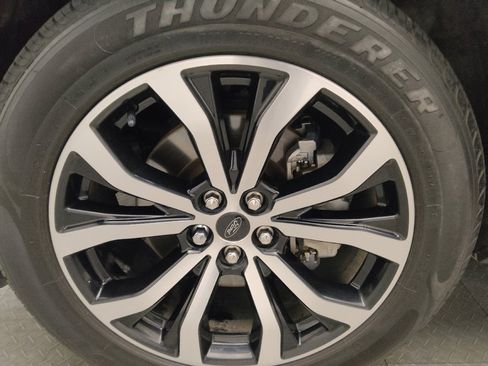Used 2022 Ford Explorer ST-Line w/ Class IV Trailer Tow Package AWD/4WD image 31