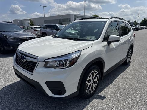 Used 2019 Subaru Forester Premium w/ All-Weather Package AWD/4WD image 24