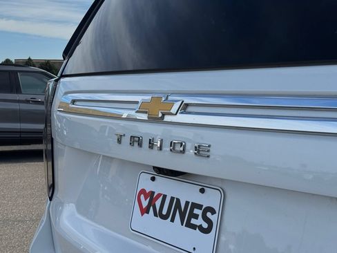 Used 2021 Chevrolet Tahoe Premier w/ Premium Package AWD/4WD image 39