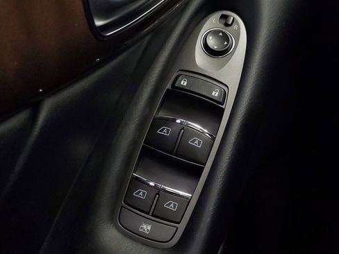 Used 2019 INFINITI Q50 Luxe w/ Essential Package (3.0T Luxe) image 17