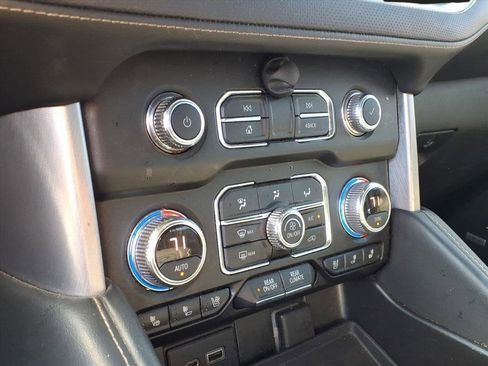 Used 2021 GMC Yukon SLT image 6