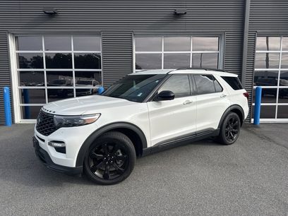 Used 2023 Ford Explorer ST-Line w/ Class IV Trailer Tow Package