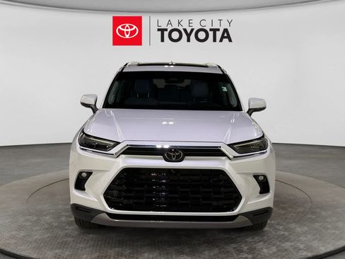Used 2026 Toyota Grand Highlander FWD image 14