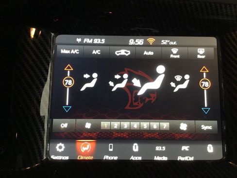 Used 2022 Dodge Charger R/T w/ Blacktop Package image 27